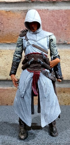 Neca official altair - neca,